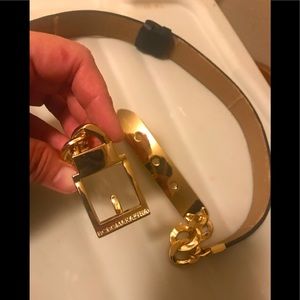 BCBG black and gold belt sz medium (6-8)